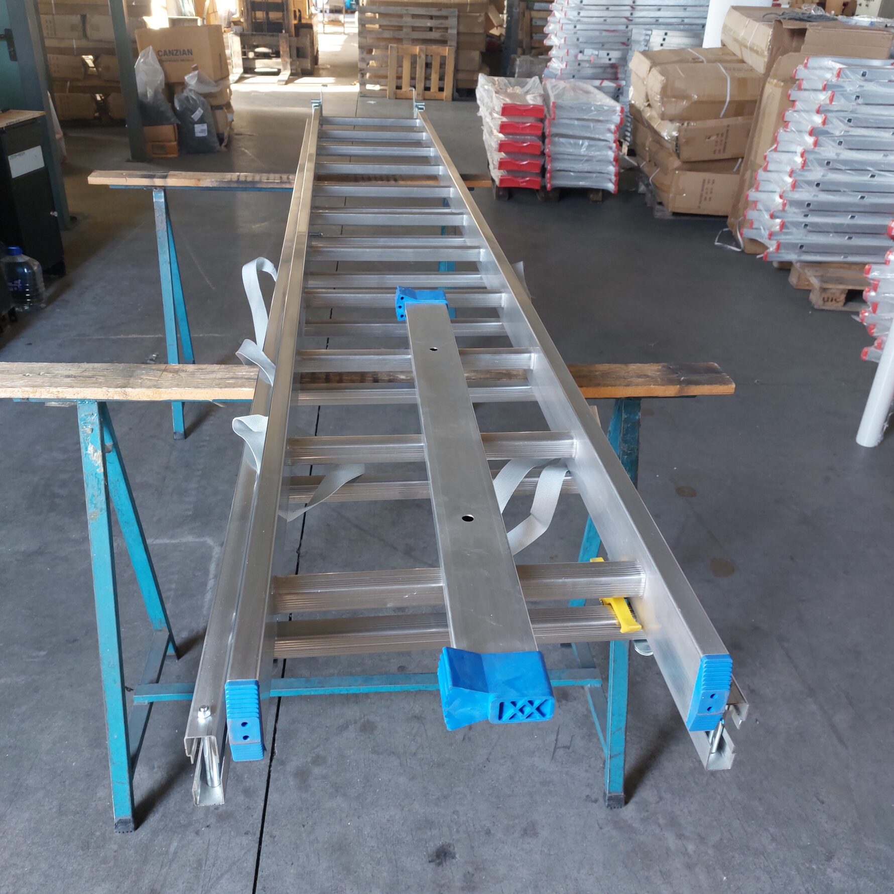 Scala in alluminio componibile a tre elementi -VC 12+12+12 gradini - immagine 5